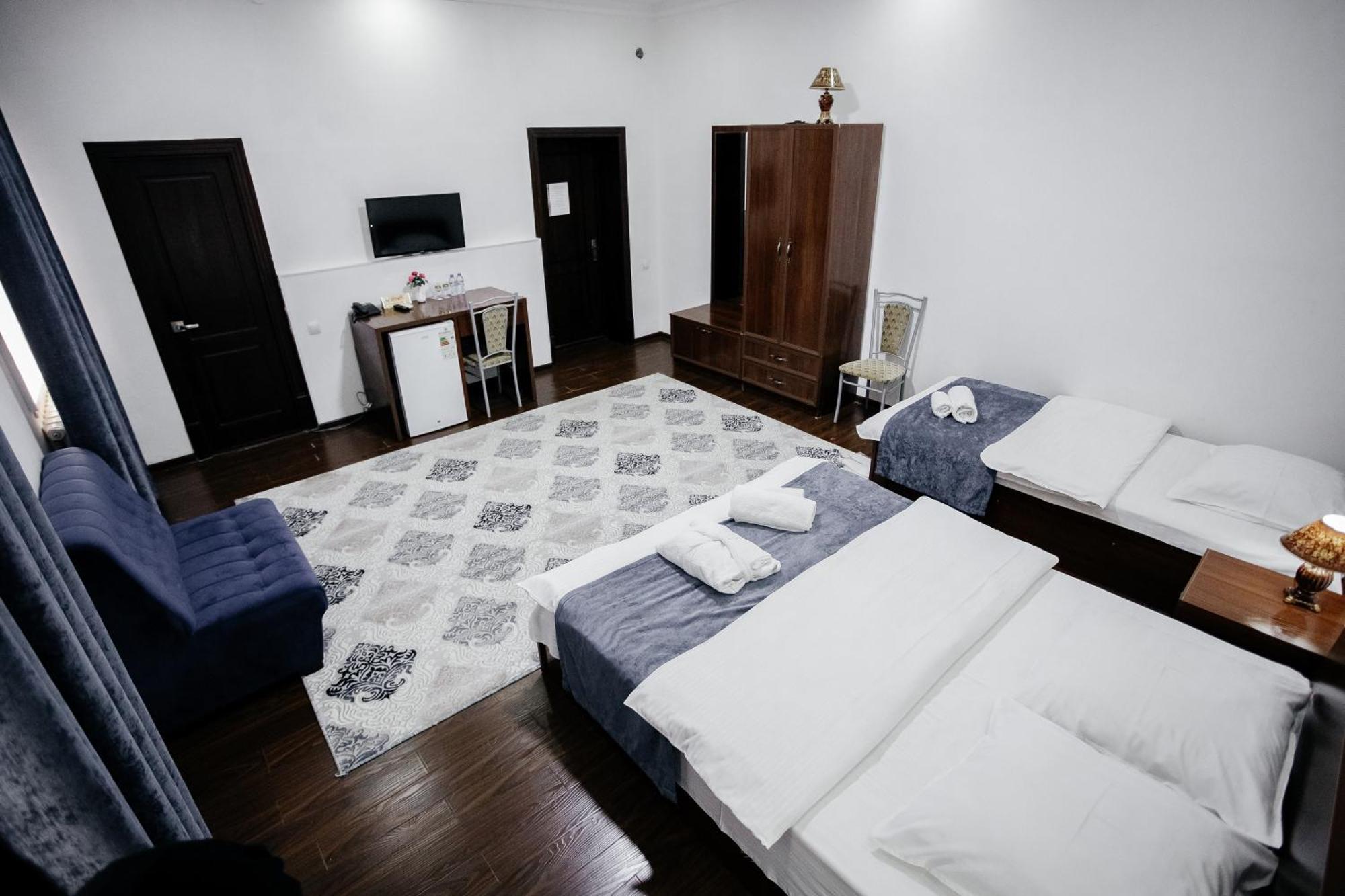 Karakalpak Palace Hotel Νούκους Εξωτερικό φωτογραφία