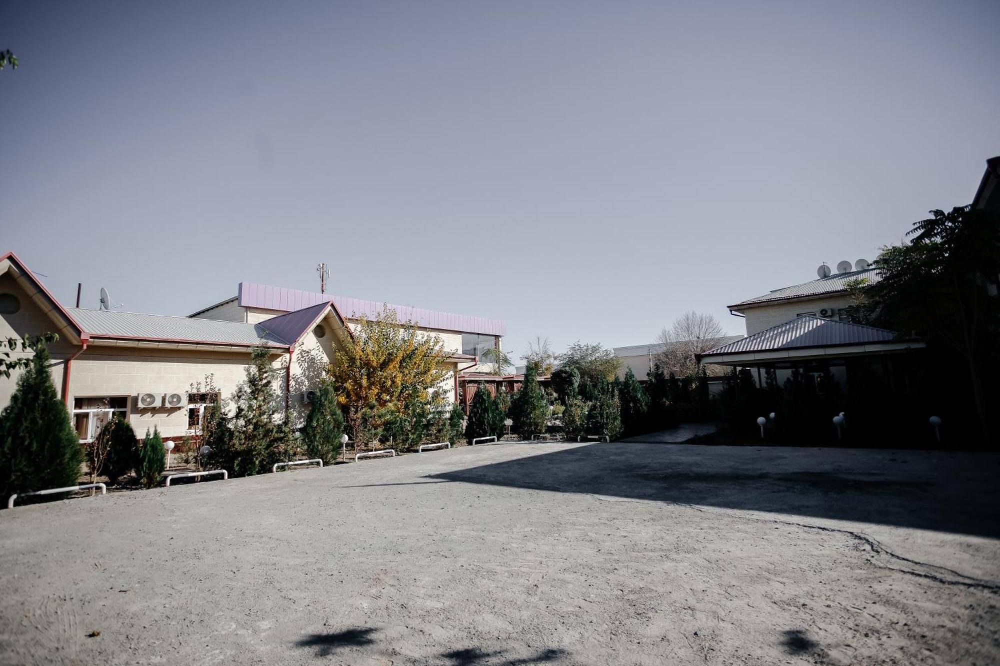 Karakalpak Palace Hotel Νούκους Εξωτερικό φωτογραφία