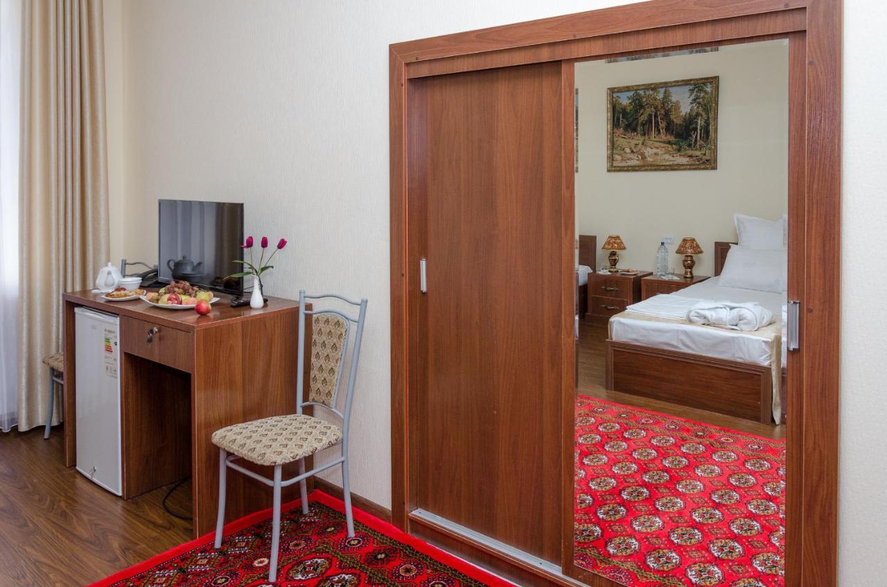 Karakalpak Palace Hotel Νούκους Εξωτερικό φωτογραφία